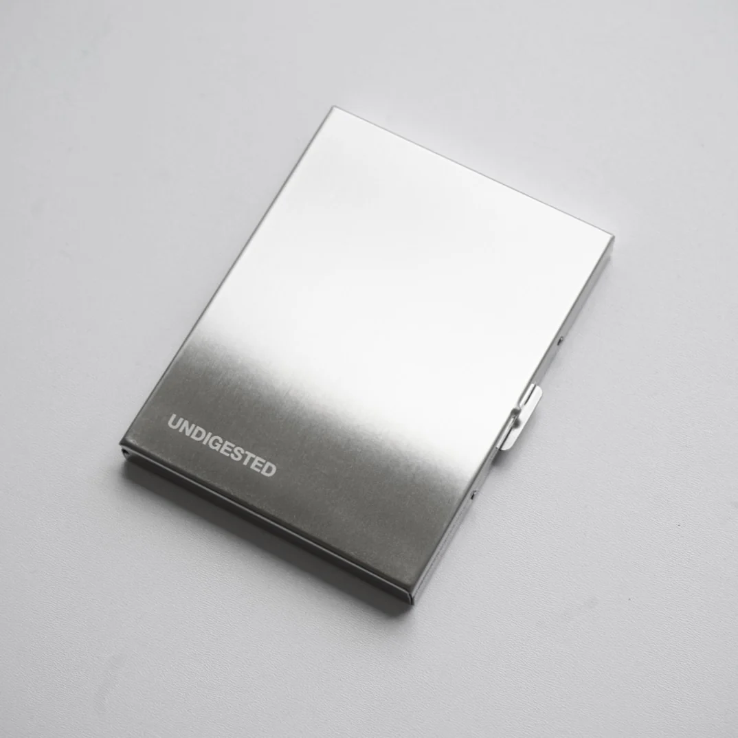 Essentials Etui